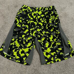 Men’s Nike Dri-Fit Yellow Camo Athletic Basketball Shorts